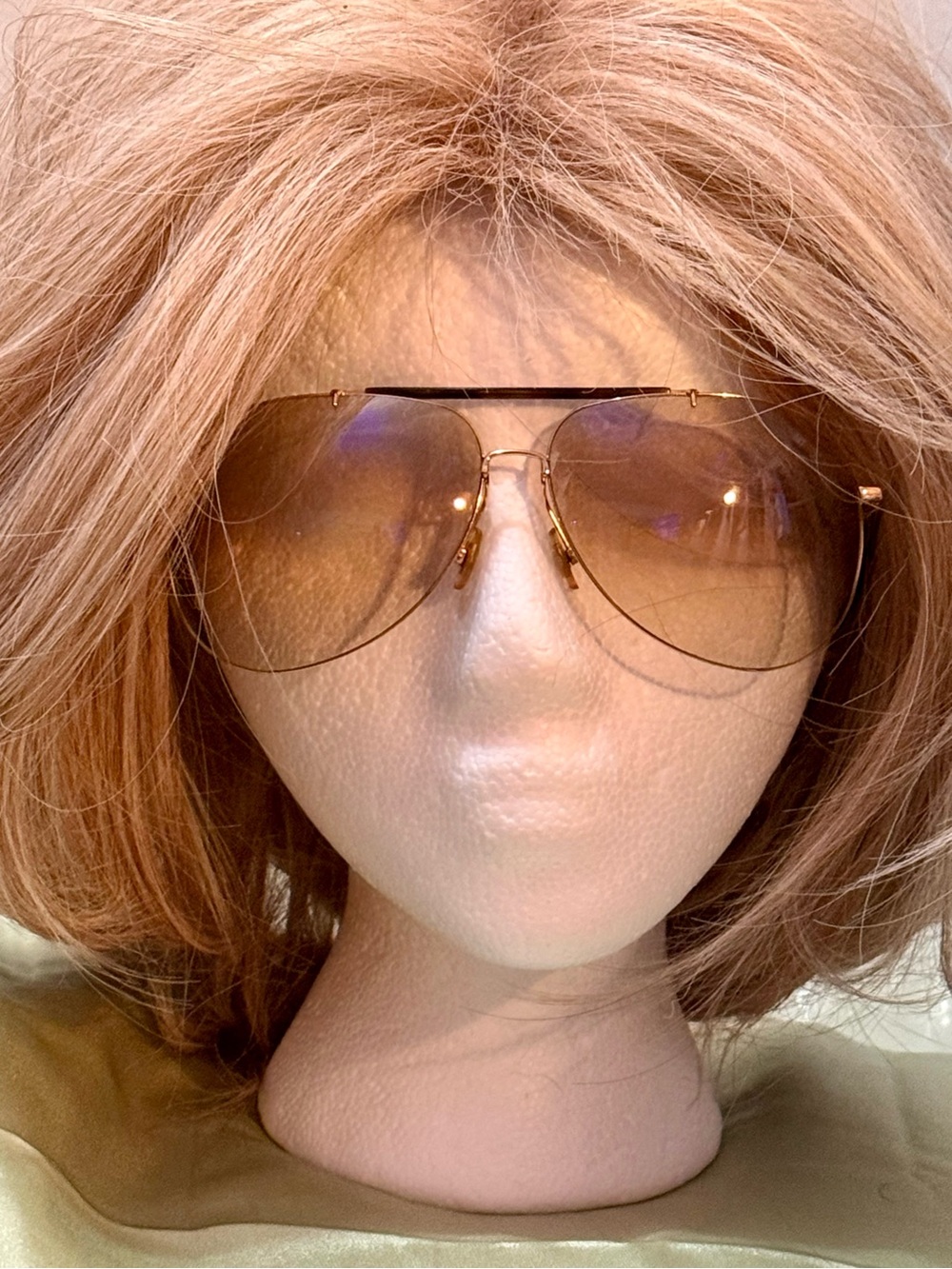 Gucci Gold Frame Aviator Sunglasses with Amber Gradient Lenses